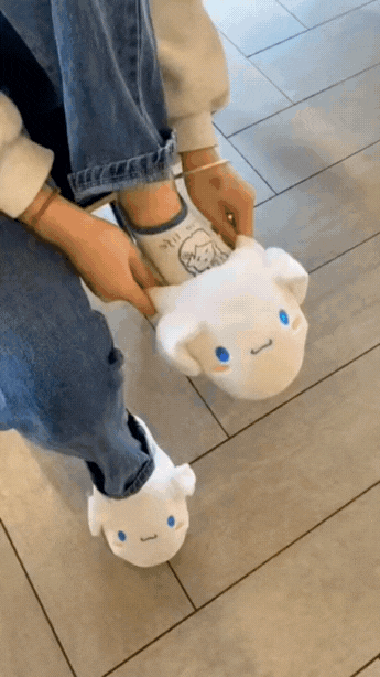 Cinnamoroll Cozy Slippers